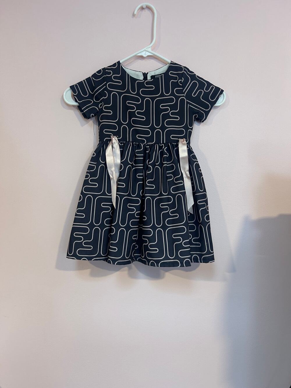 Cute F Toddler Dress *2T*
